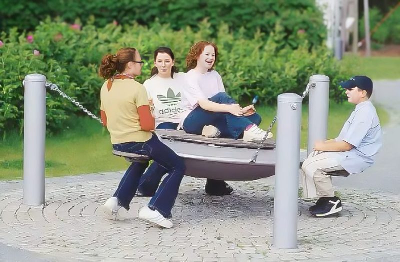 Swinging Table